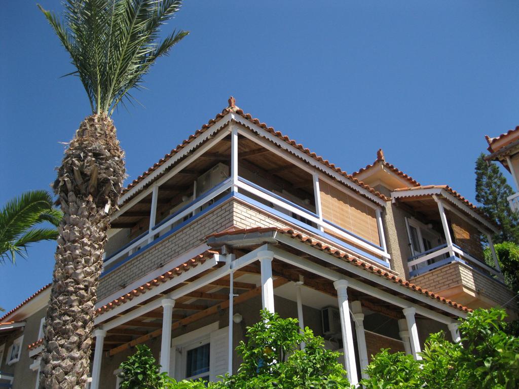 Alex - Nancy Apartments - Zaga Beach Koróni Eksteriør bilde
